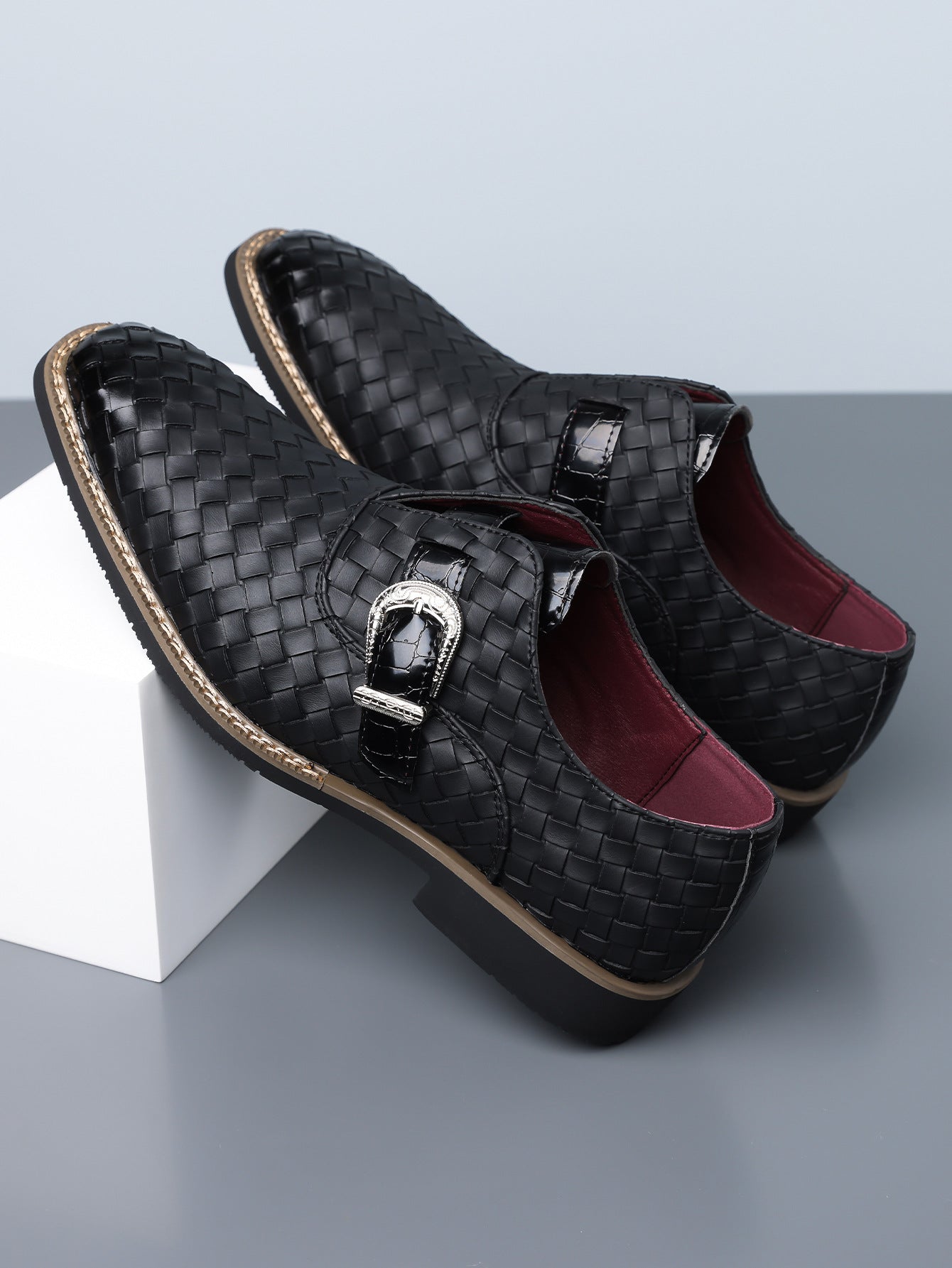 Amazon's best-selling cross-border plus sizemen leather shoes pointed toe business casual slip-on 17