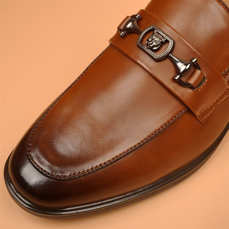 2026 new men's business casual shoes pointed toe leather loafers british style wedding shoes soft 21