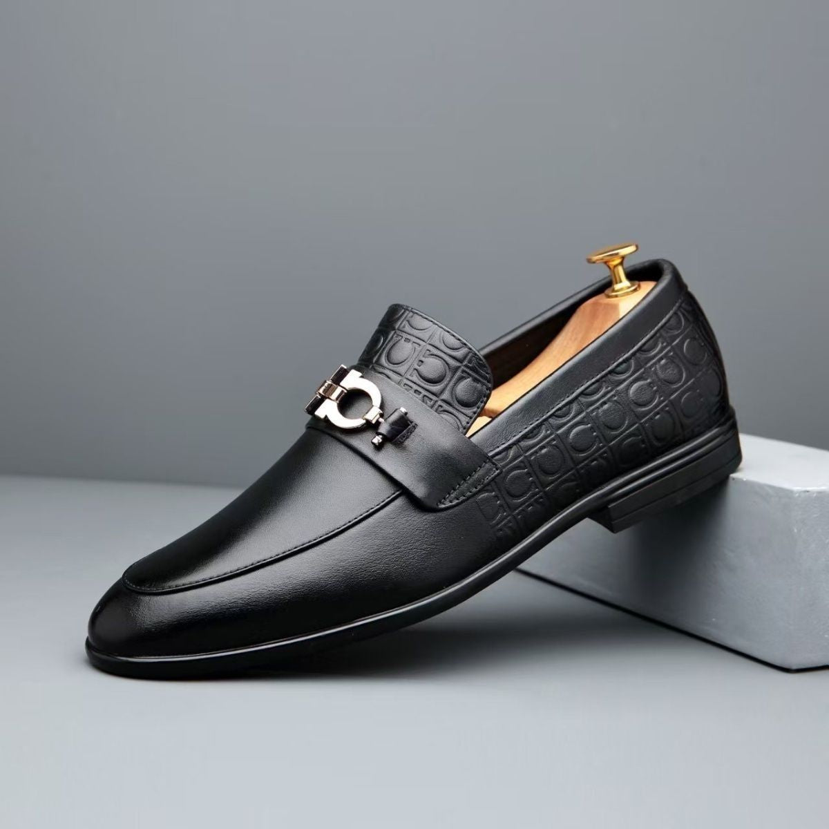 2026 men's new leather shoes: breathable, soft-soled, trendy slip-ons – versatile business casual lo 8